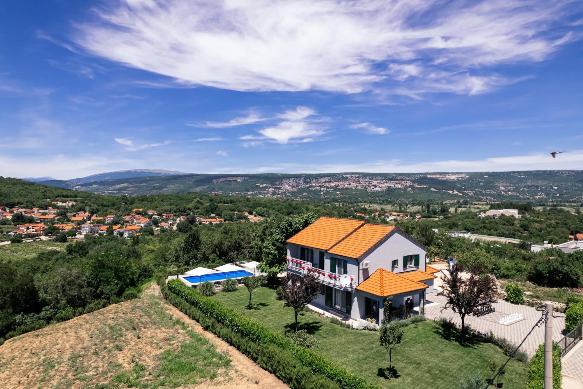 Villa Matko - family destination Zmijavci Esterno foto